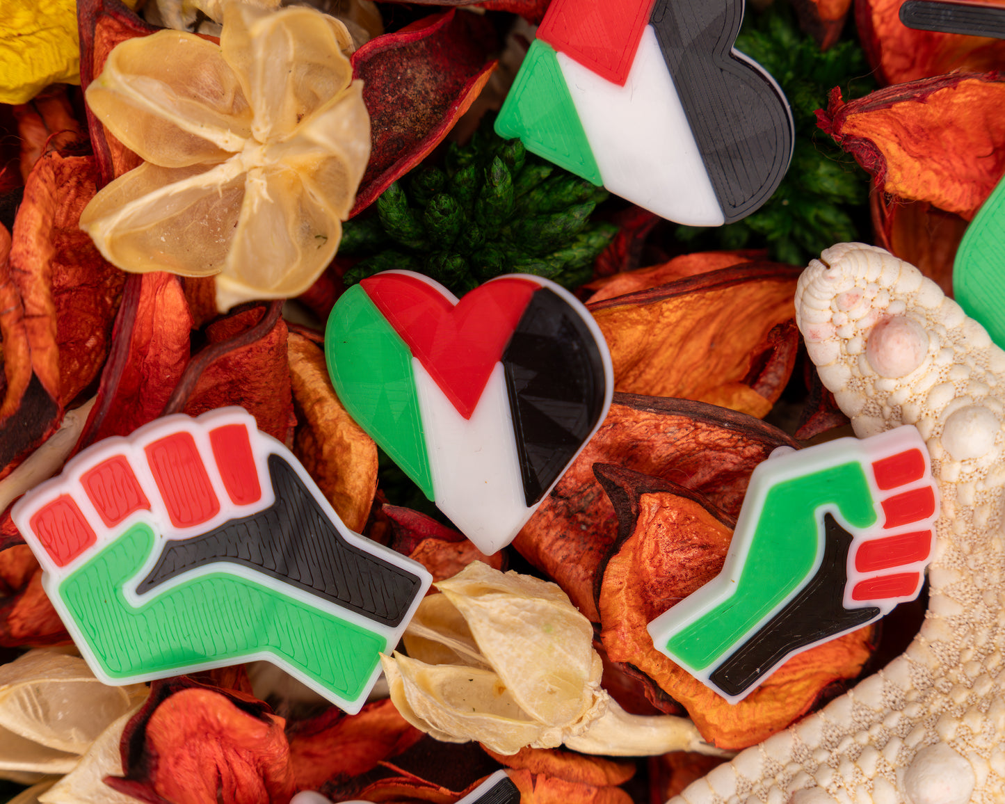 Palestine Flag Pin Set: Solidarity Heart & Fist Badges